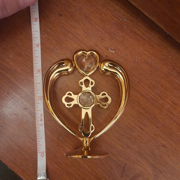 24K Gold Plated Cross in Heart w/Swarovski Crystal - Picture 2 of 6